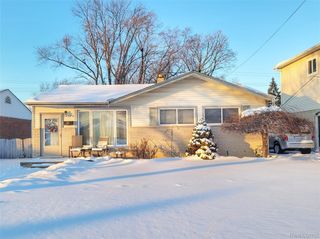 32572 Kathryn Street, Garden City, MI 48135