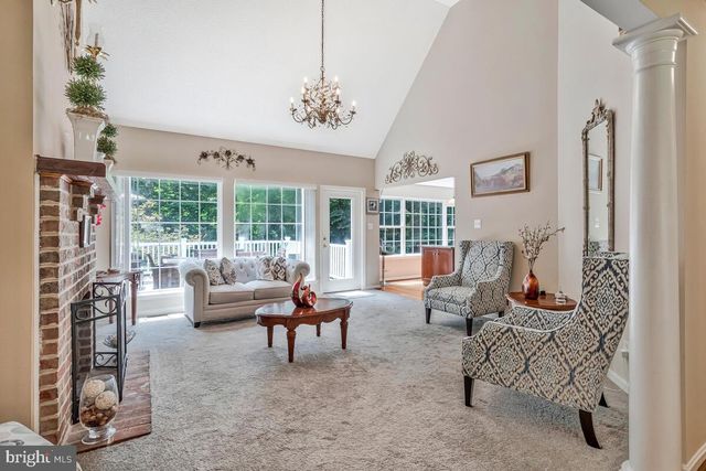 9175 WESTFIELD DR, White Plains, MD 20695