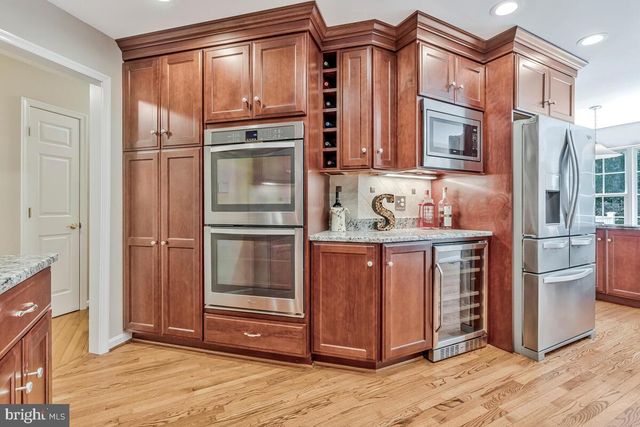 9175 WESTFIELD DR, White Plains, MD 20695