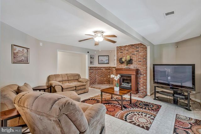 9175 WESTFIELD DR, White Plains, MD 20695