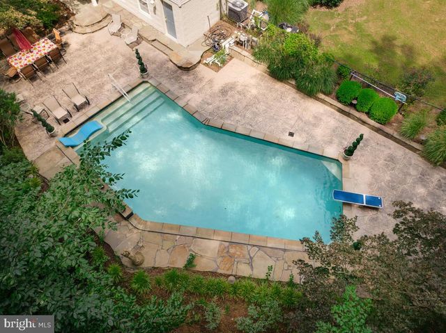 9175 WESTFIELD DR, White Plains, MD 20695