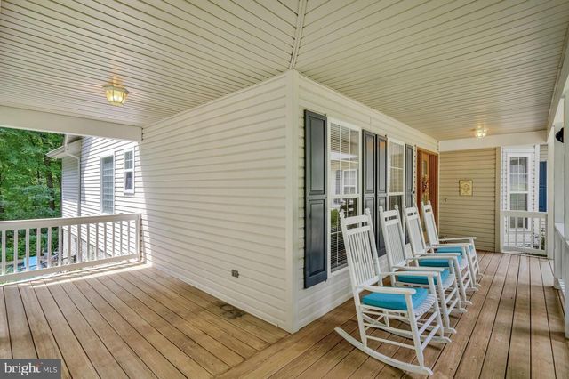 9175 WESTFIELD DR, White Plains, MD 20695