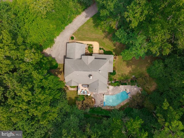 9175 WESTFIELD DR, White Plains, MD 20695