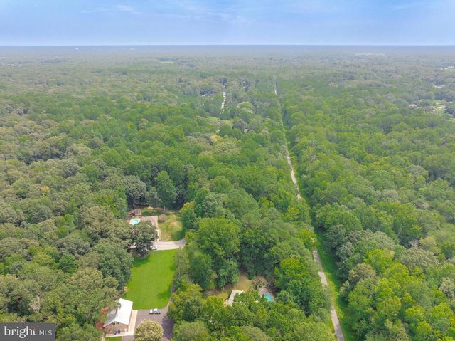 9175 WESTFIELD DR, White Plains, MD 20695