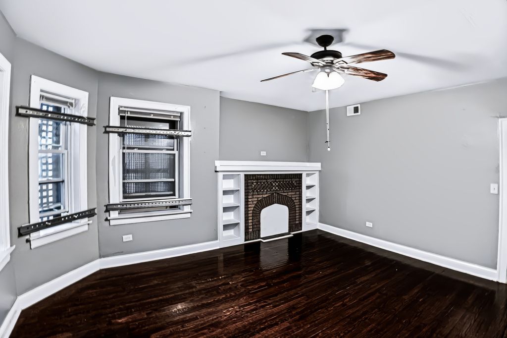 7723 S Constance Avenue, Chicago, IL 60649 — photo 4