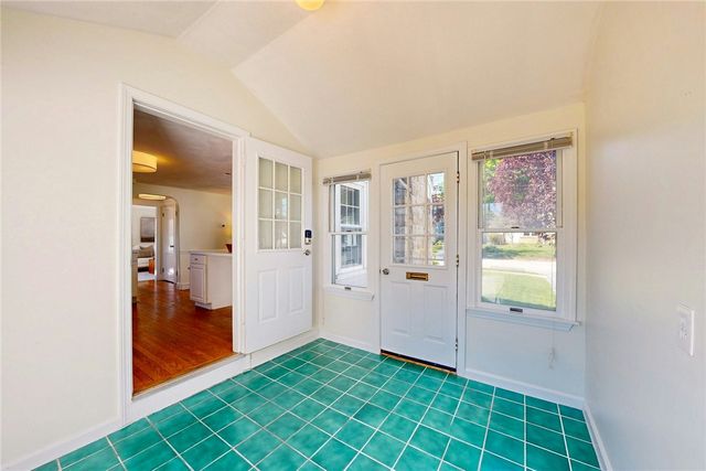 152 Audubon Road, Warwick, RI 02888