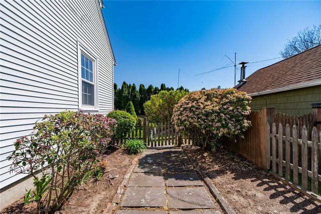 152 Audubon Road, Warwick, RI 02888