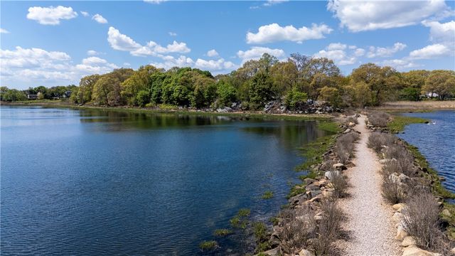 152 Audubon Road, Warwick, RI 02888