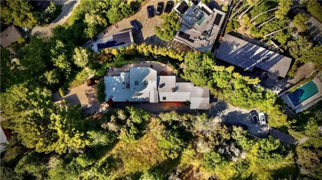 3700 Koster Avenue, Sherman Oaks, CA 91423