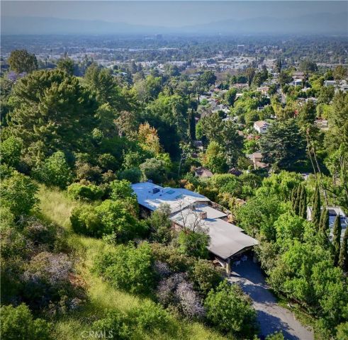 3700 Koster Avenue, Sherman Oaks, CA 91423