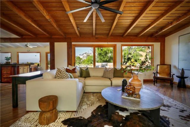 3700 Koster Avenue, Sherman Oaks, CA 91423