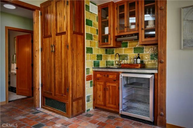 3700 Koster Avenue, Sherman Oaks, CA 91423