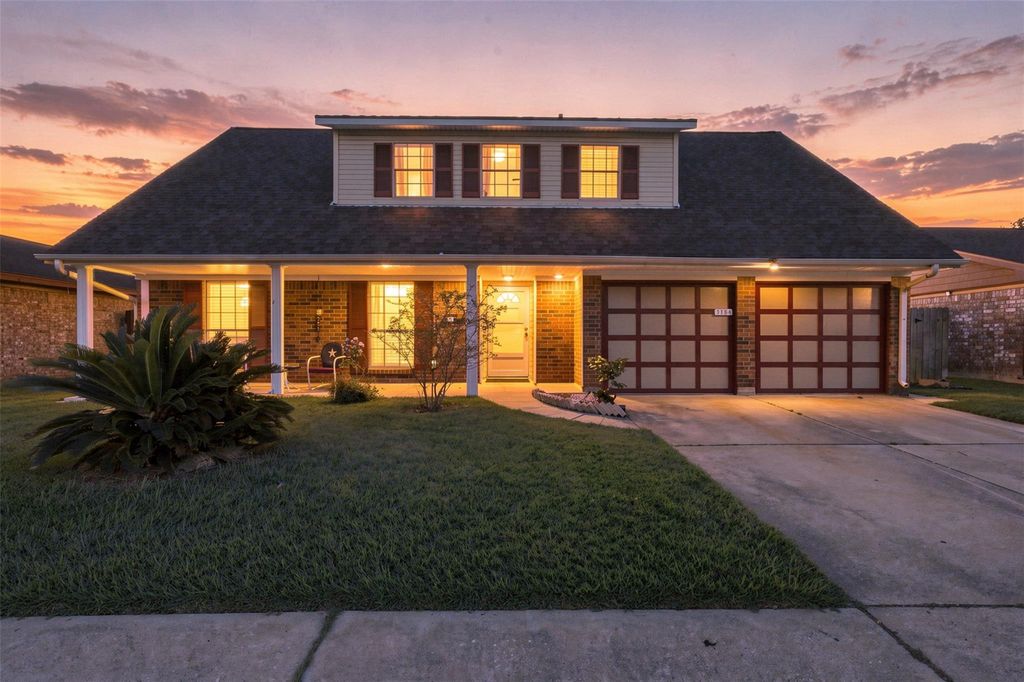 4124 Gallant Fox Drive, Pasadena, TX 77503