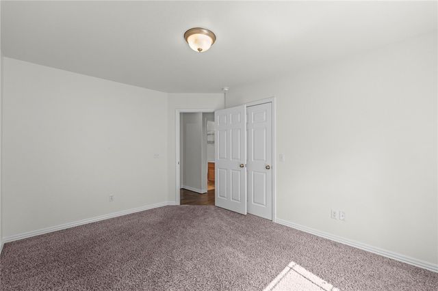 8 Rettendon Lane, Bella Vista, AR 72714