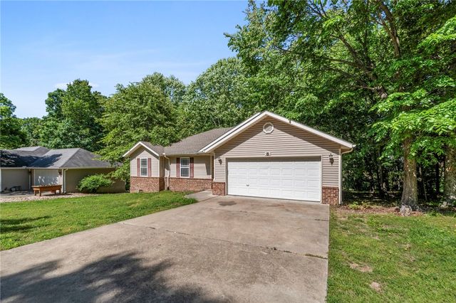 8 Rettendon Lane, Bella Vista, AR 72714