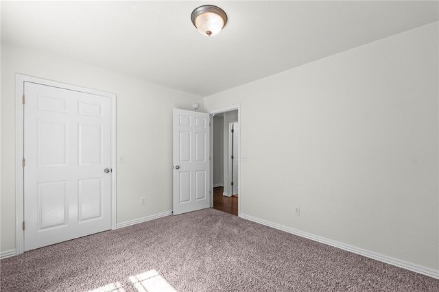 8 Rettendon Lane, Bella Vista, AR 72714