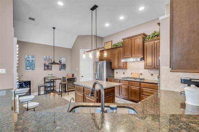 46 Danby Place, Tomball, TX 77375
