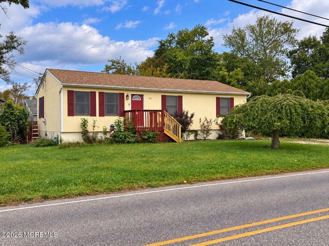 720 Clairmore Avenue, Lanoka Harbor, NJ 08734