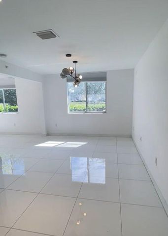 2651 NE 212th Terrace 107, Miami, FL 33180