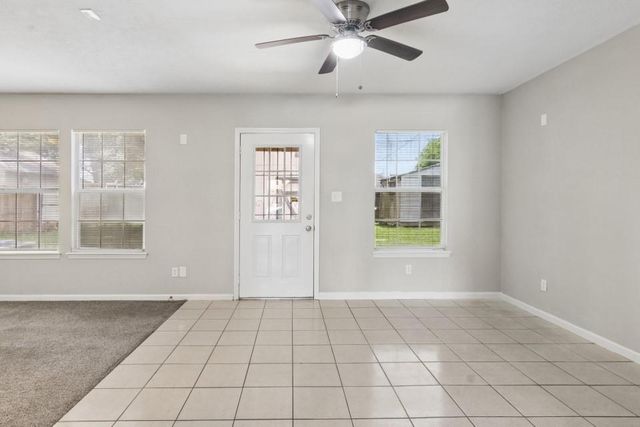 519 Oldcastle Street, Houston, TX 77013