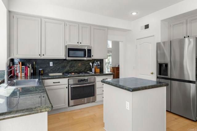 32147 Corte Florecita, Temecula, CA 92592