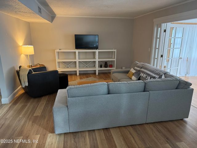 2233 SEMINOLE Road 33, Atlantic Beach, FL 32233