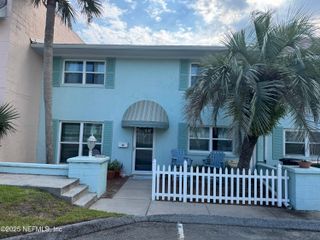 2233 SEMINOLE Road 33, Atlantic Beach, FL 32233