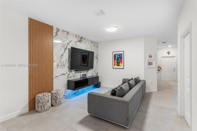 28742 SW 134th Ct, Homestead, FL 33033