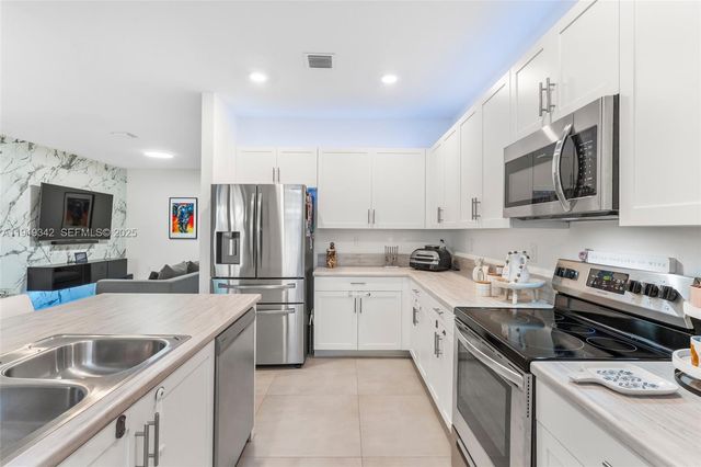 28742 SW 134th Ct, Homestead, FL 33033