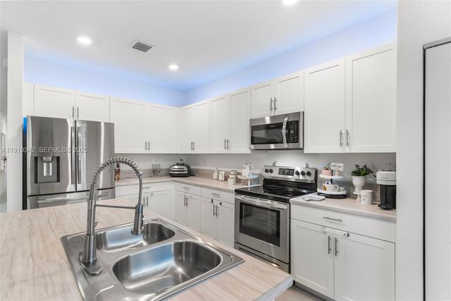 28742 SW 134th Ct, Homestead, FL 33033