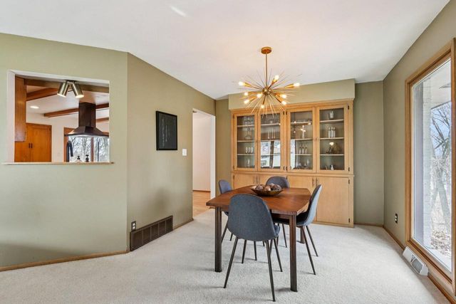 S54W23710 Maple Hill COURT, Waukesha, WI 53189