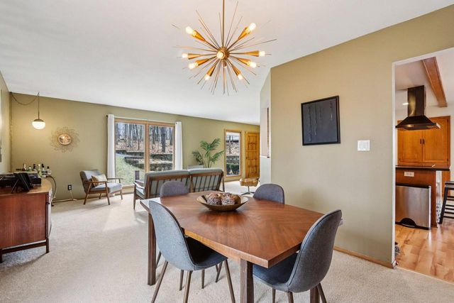 S54W23710 Maple Hill COURT, Waukesha, WI 53189