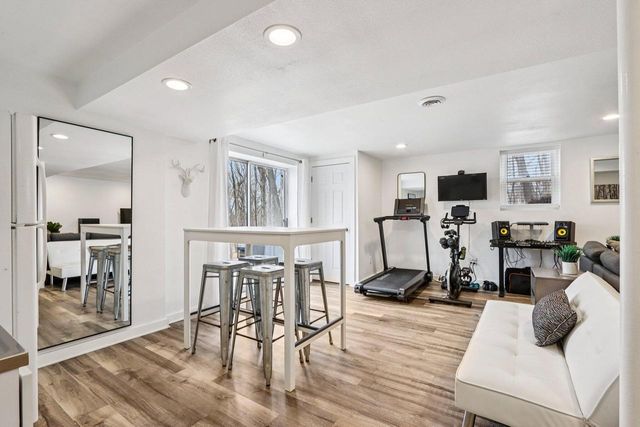 S54W23710 Maple Hill COURT, Waukesha, WI 53189