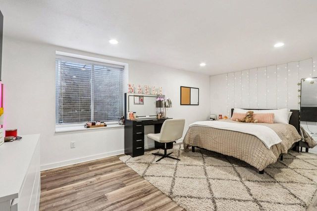 S54W23710 Maple Hill COURT, Waukesha, WI 53189