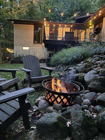 S54W23710 Maple Hill COURT, Waukesha, WI 53189