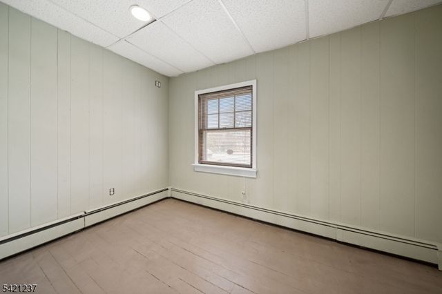 125 Merritt Ave, Bergenfield Boro, NJ 07621