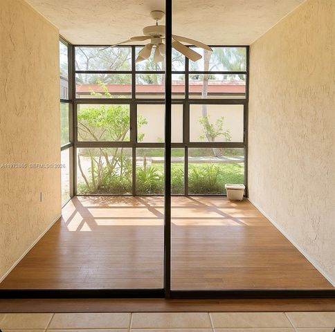 800 NE 199th St 105D, Miami, FL 33179