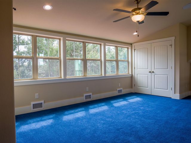 529 Vista Ridge Drive, Round Mountain, TX 78663