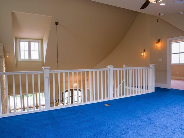 529 Vista Ridge Drive, Round Mountain, TX 78663