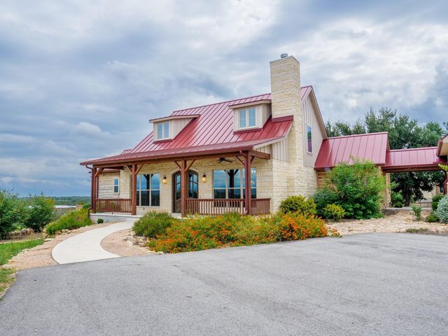 529 Vista Ridge Drive, Round Mountain, TX 78663