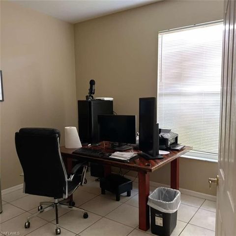 11082 Lakeland CIR, Fort Myers, FL 33913