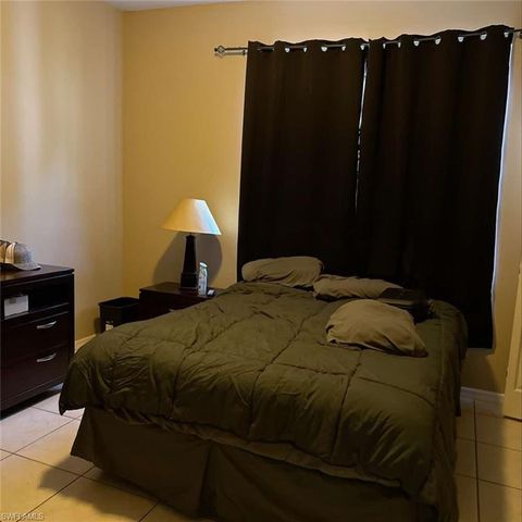 11082 Lakeland CIR, Fort Myers, FL 33913