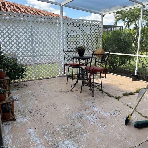 11082 Lakeland CIR, Fort Myers, FL 33913