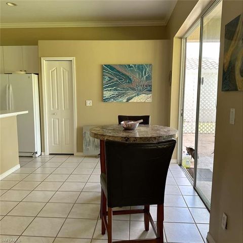 11082 Lakeland CIR, Fort Myers, FL 33913