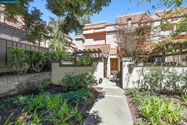 589 Pimlico Ct, Walnut Creek, CA 94597