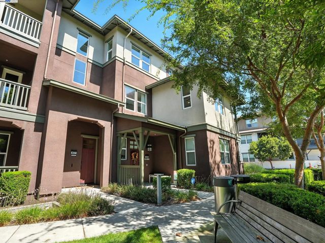 477 Mitchell Ave, Alameda, CA 94501