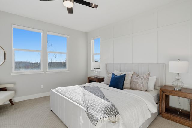 477 Mitchell Ave, Alameda, CA 94501