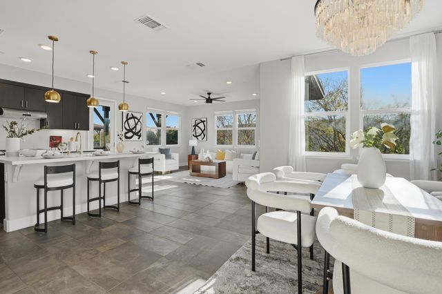 477 Mitchell Ave, Alameda, CA 94501