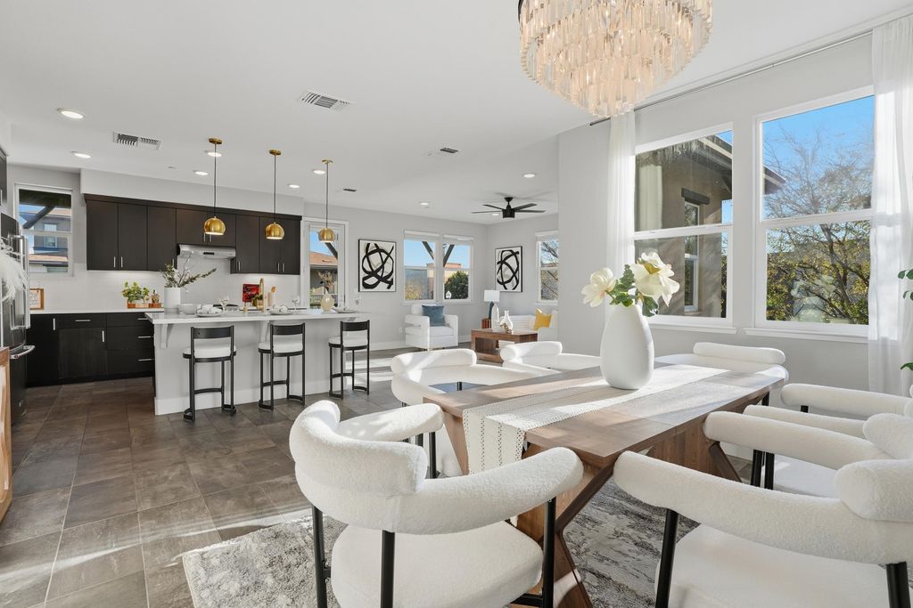 477 Mitchell Ave, Alameda, CA 94501