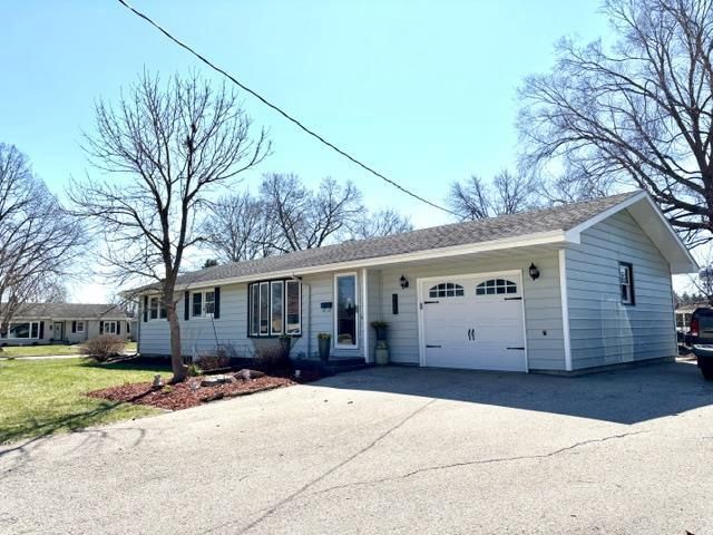 907 Lamar Drive, Milton, WI 53563